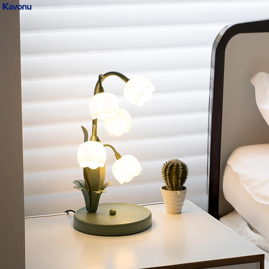 Kavonu™ - Lilly of the Valley Lamp